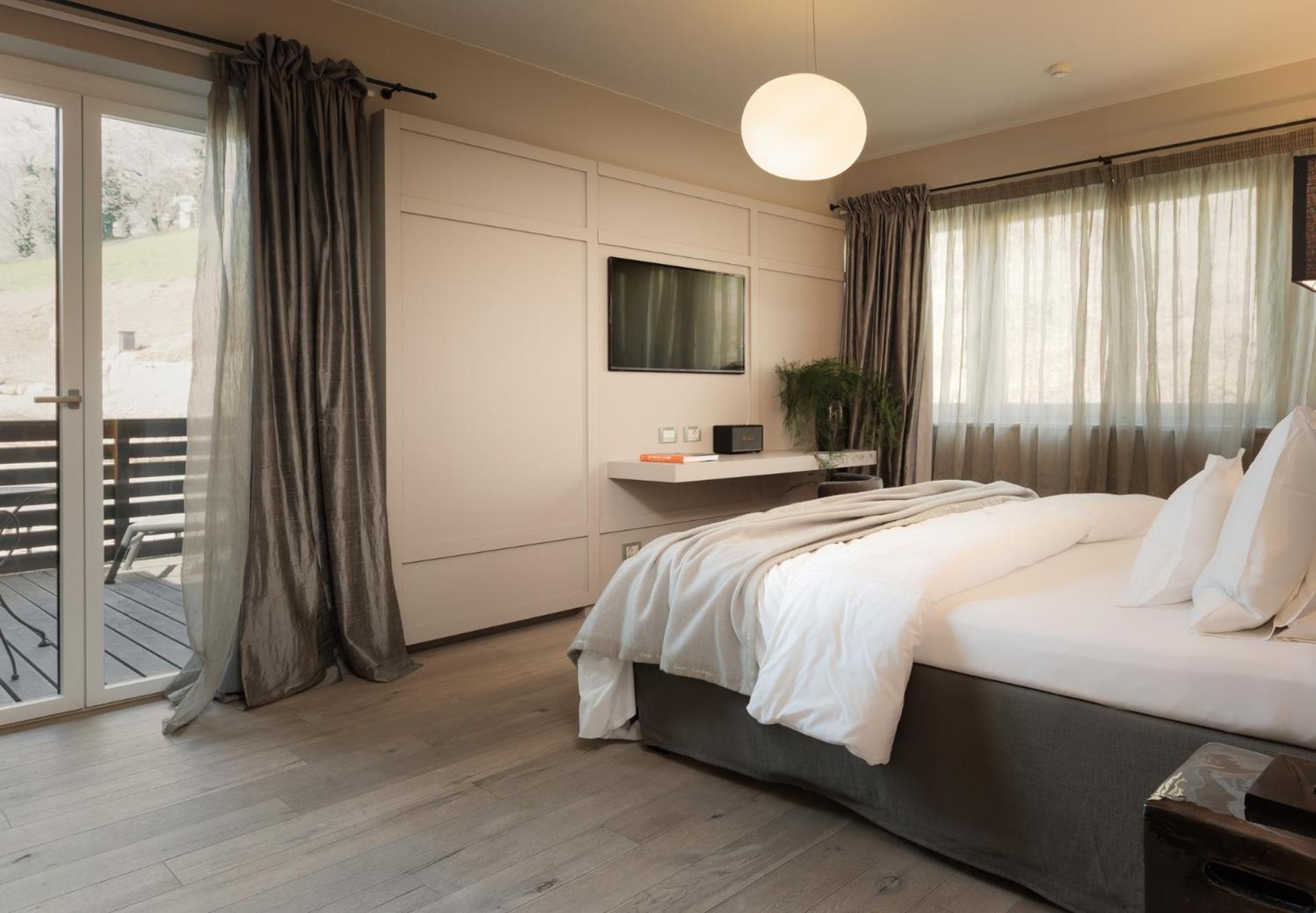 Hotel Kueglerhof Tirolo Luaran gambar