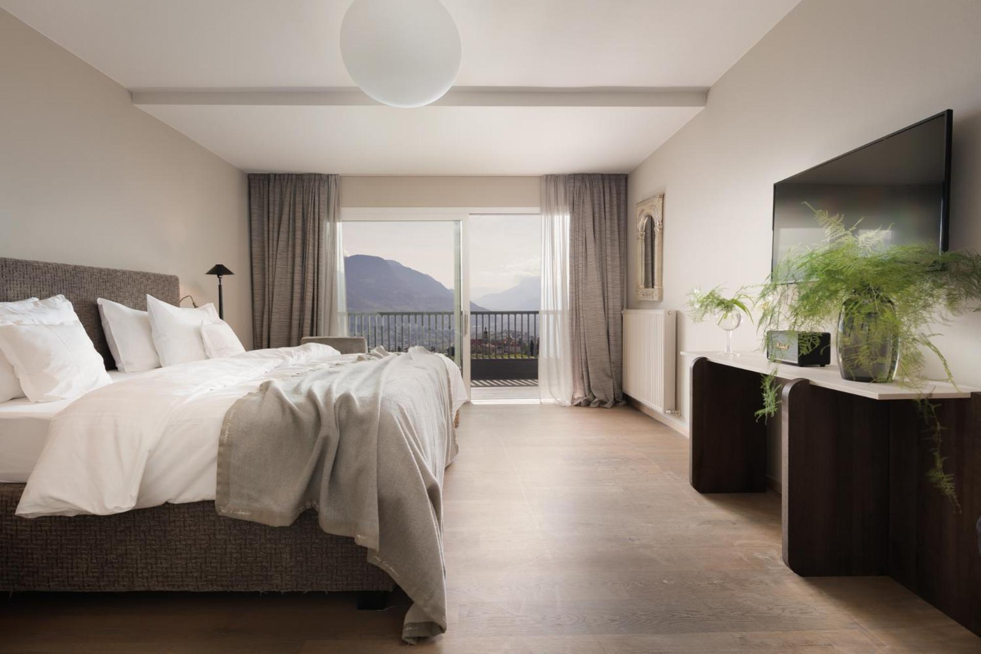 Hotel Kueglerhof Tirolo Luaran gambar