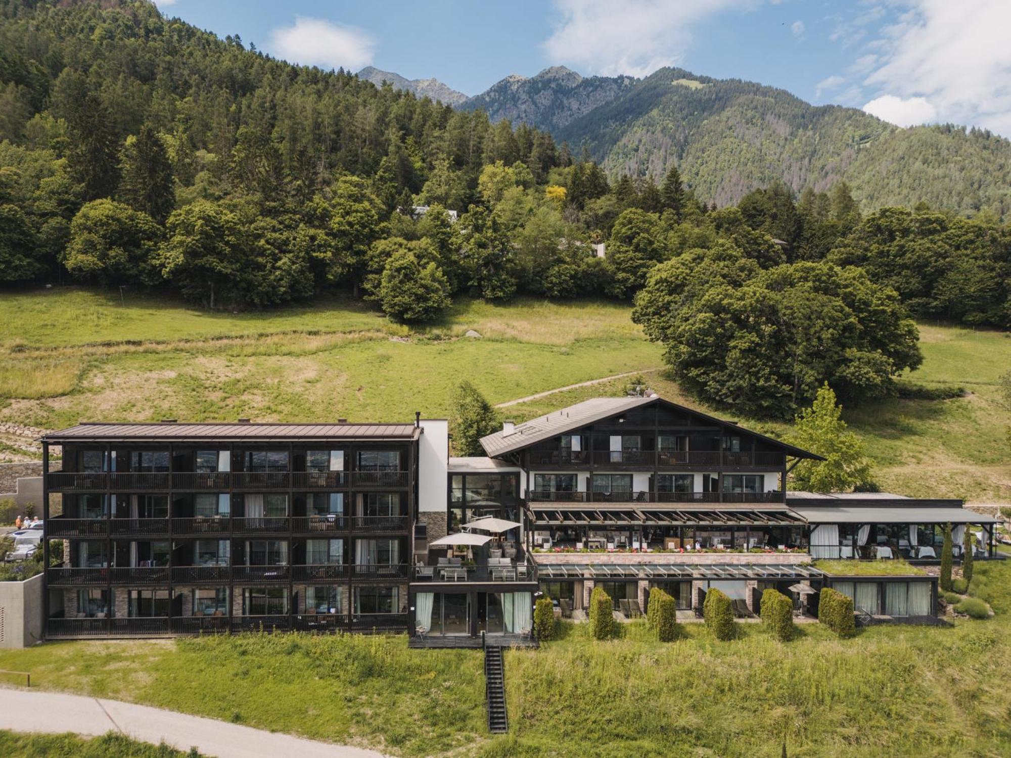 Hotel Kueglerhof Tirolo Luaran gambar
